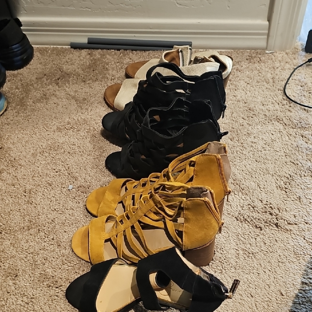 Stylish Black and Tan Women's Sandals